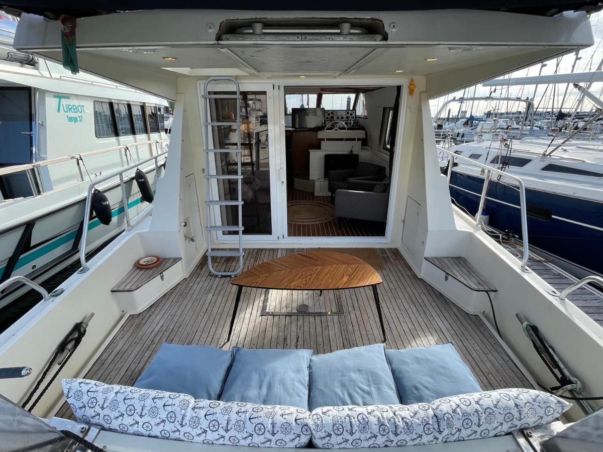 Infantman Yatch Hotel Vila Nova de Gaia Luaran gambar