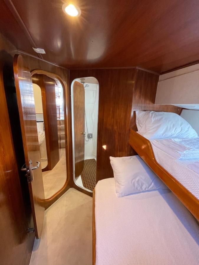 Infantman Yatch Hotel Vila Nova de Gaia Luaran gambar
