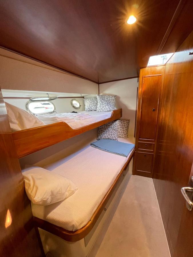 Infantman Yatch Hotel Vila Nova de Gaia Luaran gambar