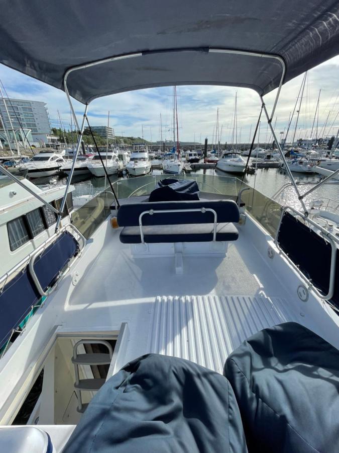 Infantman Yatch Hotel Vila Nova de Gaia Luaran gambar