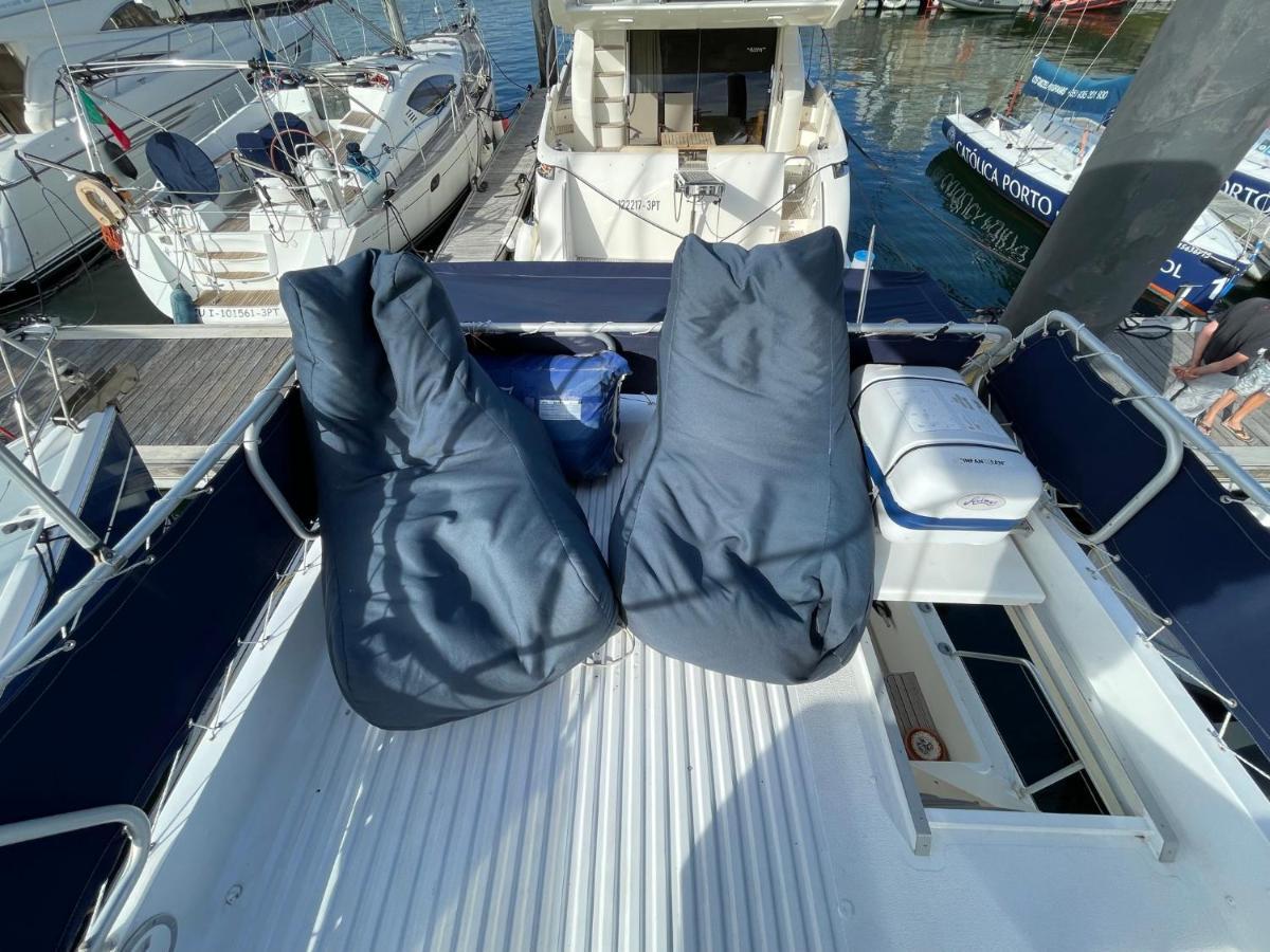 Infantman Yatch Hotel Vila Nova de Gaia Luaran gambar